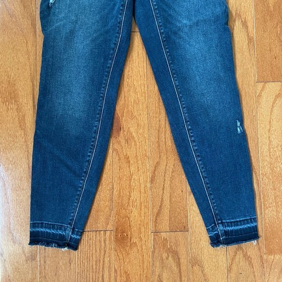 Spanx Released Hem Jeans - Picture 4 of 7